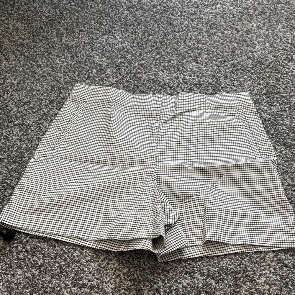 Jules & Leopold Black and White Gingham High Waist Shorts